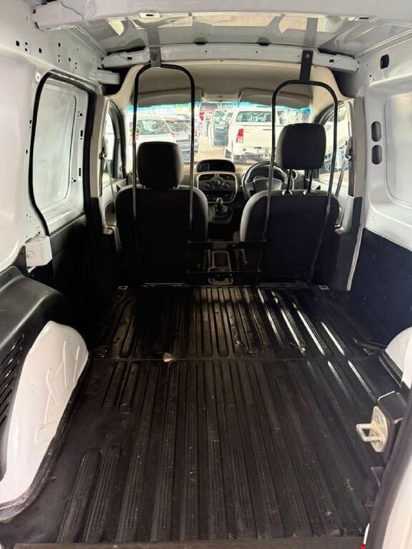 2020-Renault-Kangoo-16i-Express-Panel-Van image:4