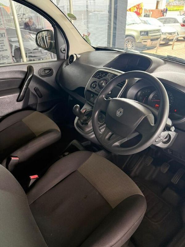 2020-Renault-Kangoo-16i-Express-Panel-Van image:6