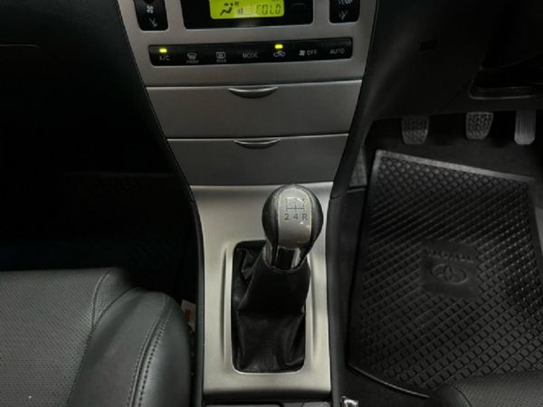 2006-Toyota-RunX-160i-RX image:14