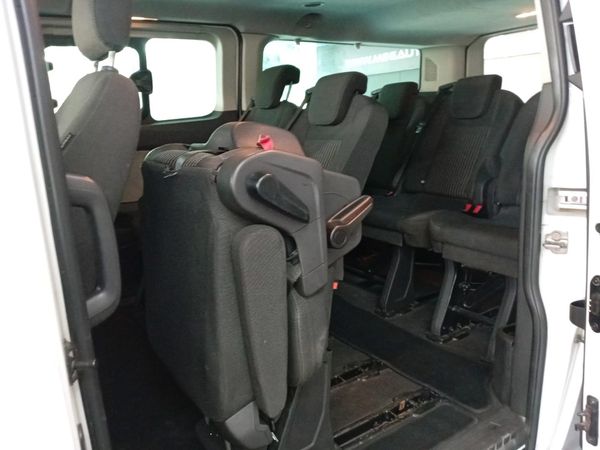 2013-Ford-Tourneo-Custom-22-TDCi-Trend-LWB-92kW image:12