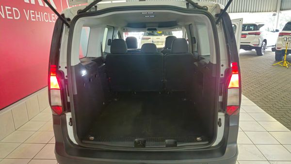 2023-Volkswagen-Caddy-Maxi-Kombi-20-TDI image:7