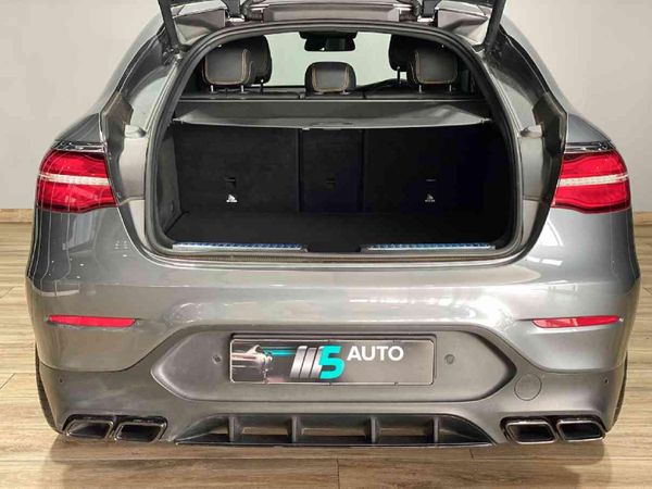 2018-Mercedes-AMG-GLC-63-S-AMG-4Matic image:18