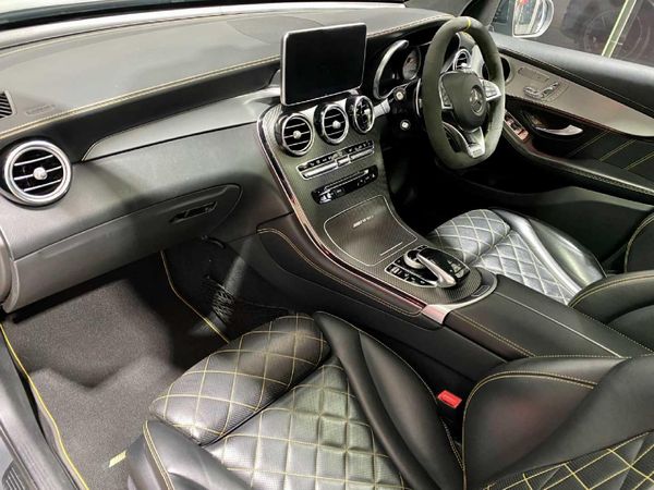 2018-Mercedes-AMG-GLC-63-S-AMG-4Matic image:6