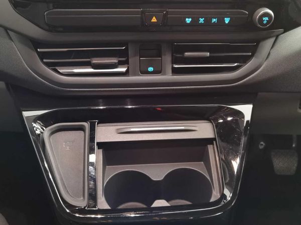 2024-Ford-Tourneo-Custom-20-TDCi-Trend-Auto-96kW image:12