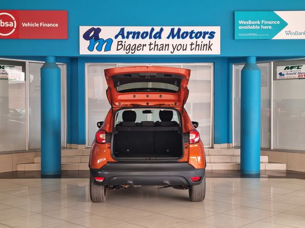 2016-Renault-Captur-900T-Dynamique-66kW image:7