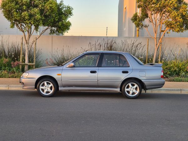 2000-Nissan-Sentra-140-GXi image:12