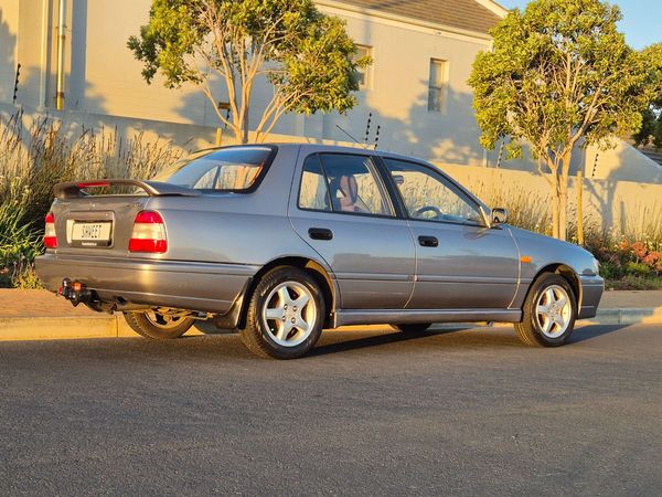2000-Nissan-Sentra-140-GXi image:3