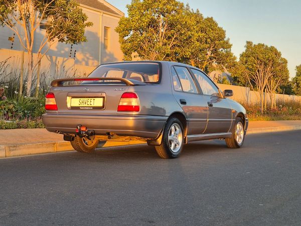 2000-Nissan-Sentra-140-GXi image:4
