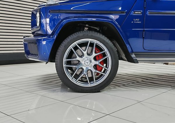 2025-Mercedes-AMG-G-Class-G63-AMG image:3