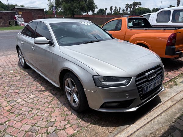 2013-Audi-A4-20-TFSI-SE-Auto-165kW image:1