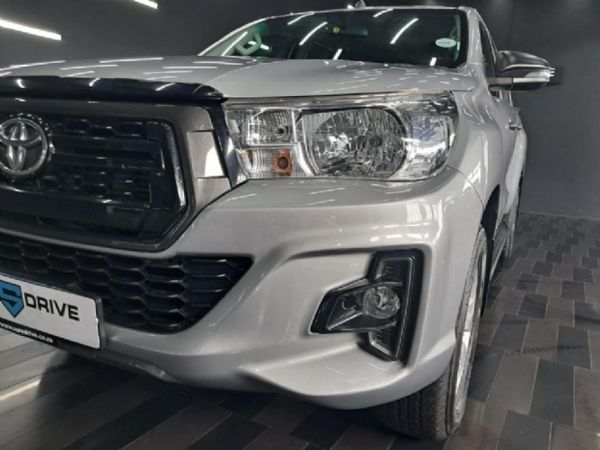 2019-Toyota-Hilux-24-GD-6-Raised-Body-SRX-Double-Cab image:1
