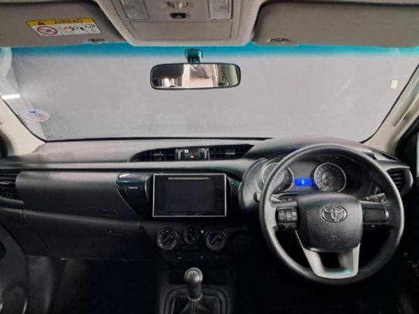 2019-Toyota-Hilux-24-GD-6-Raised-Body-SRX-Double-Cab image:21
