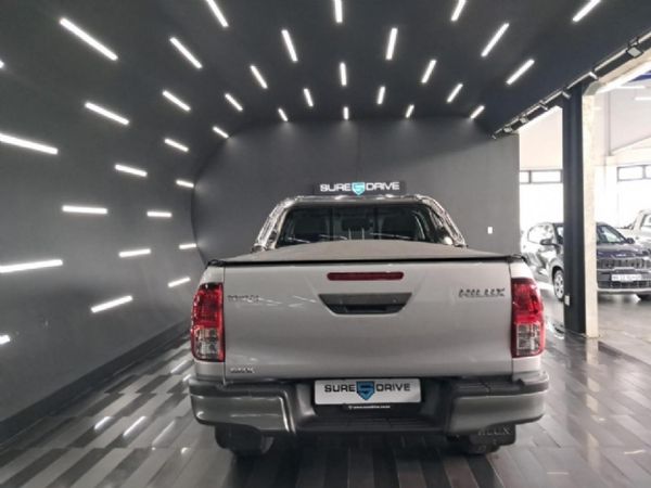 2019-Toyota-Hilux-24-GD-6-Raised-Body-SRX-Double-Cab image:7