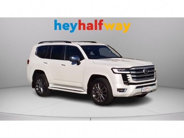 Used Toyota Land Cruiser 300 V6 3.3 D ZX for sale in Western Cape