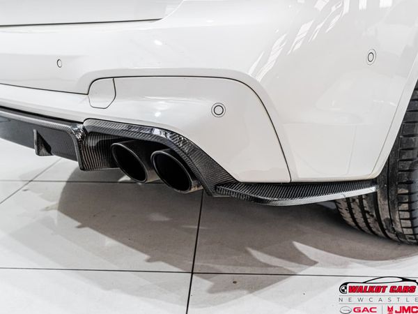 2020-BMW-X3-M-Competition image:9