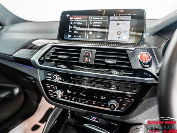 2020-BMW-X3-M-Competition image:14