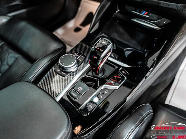 2020-BMW-X3-M-Competition image:15