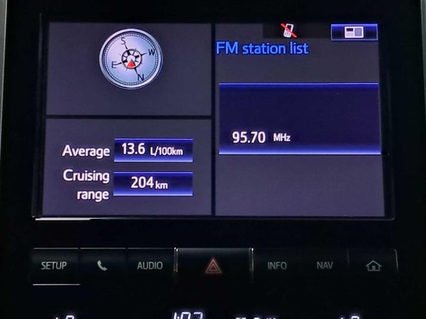 2020-Toyota-Land-Cruiser-200-45-D-V8-VX-R-Auto image:15