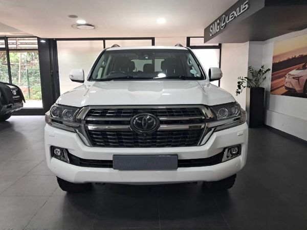 2020-Toyota-Land-Cruiser-200-45-D-V8-VX-R-Auto image:3