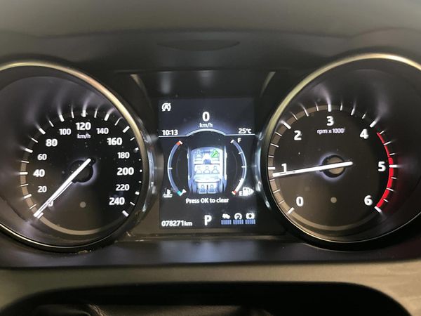 2019-Land-Rover-Discovery-Sport-20i4-D-HSE image:2