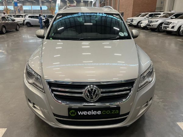 2009-Volkswagen-Tiguan-20-TDI-Sport-Style-4Motion-Auto image:1