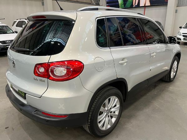 2009-Volkswagen-Tiguan-20-TDI-Sport-Style-4Motion-Auto image:6