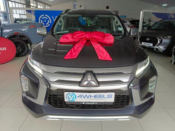 2022-Mitsubishi-Pajero-Sport-24D-4x4-Exceed-Auto image:1