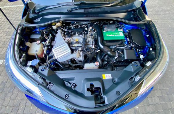 2020-Toyota-C-HR-12T-Luxury-Auto image:10