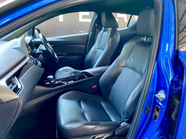 2020-Toyota-C-HR-12T-Luxury-Auto image:16