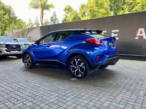 2020-Toyota-C-HR-12T-Luxury-Auto image:2