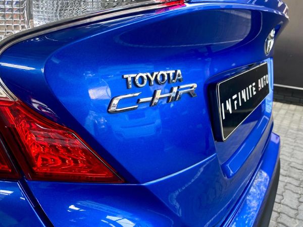 2020-Toyota-C-HR-12T-Luxury-Auto image:3