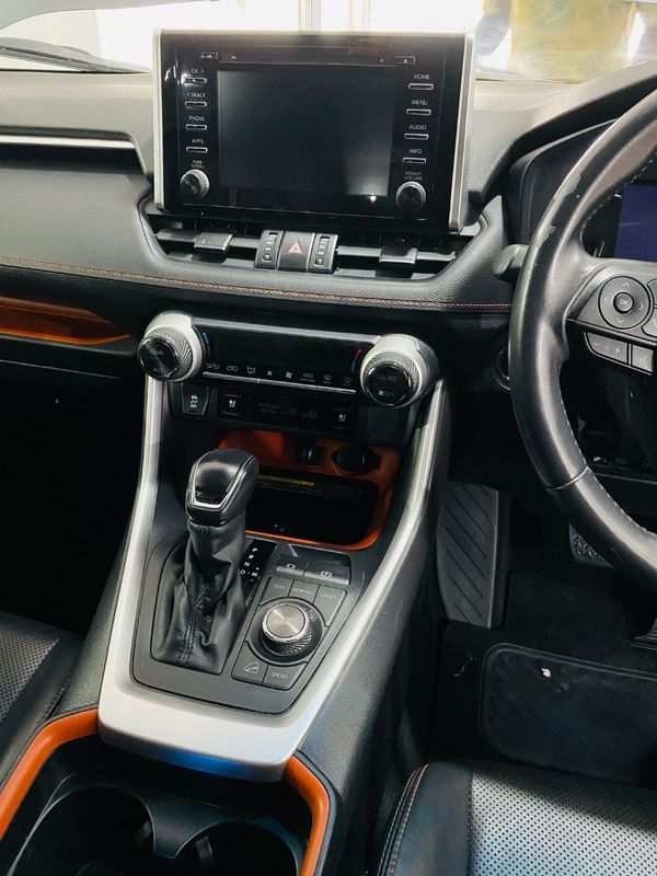 2020-Toyota-RAV4-25-VX-Auto-AWD image:16