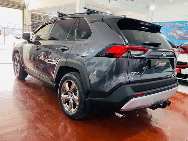 2020-Toyota-RAV4-25-VX-Auto-AWD image:2