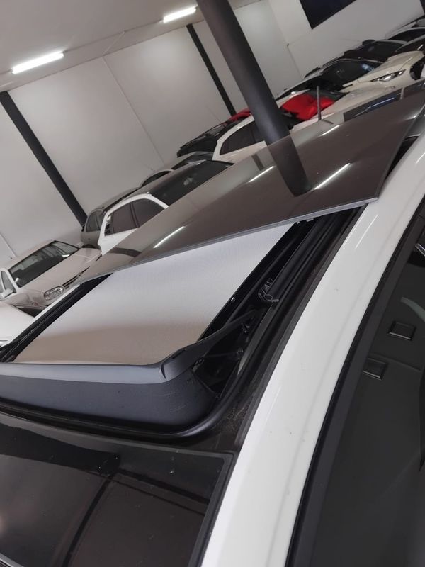 2021-Volkswagen-Polo-10-TSI-Comfortline-Auto image:11