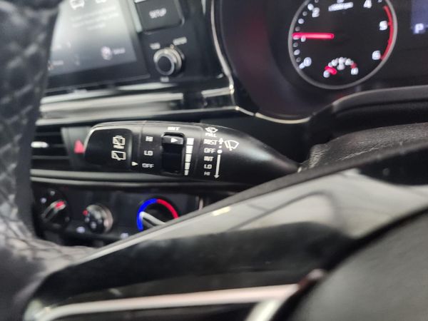 2022-Kia-Seltos-15D-EX-Auto image:14