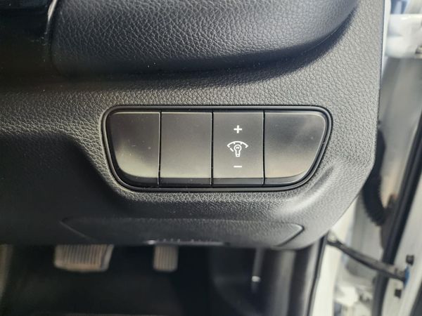 2022-Kia-Seltos-15D-EX-Auto image:16