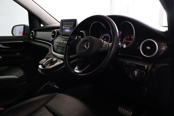 2016-Mercedes-Benz-V-Class-V-220-CDi-Auto image:6