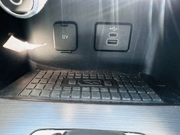 2025-Volkswagen-Amarok-30-TDI-V6-184kW-4Motion-Style-Auto-Double-Cab image:11
