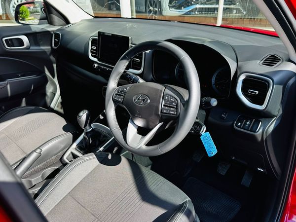 2022-Hyundai-Venue-10-TGDI-Fluid-DCT image:5