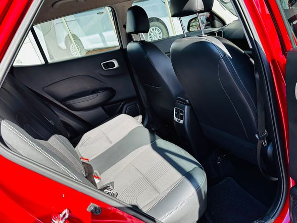 2022-Hyundai-Venue-10-TGDI-Fluid-DCT image:8