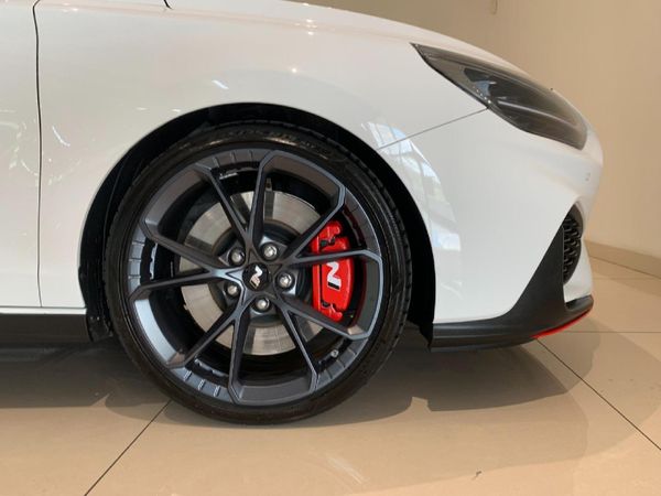 2025-Hyundai-i30-N-20-TGDi-DCT image:9