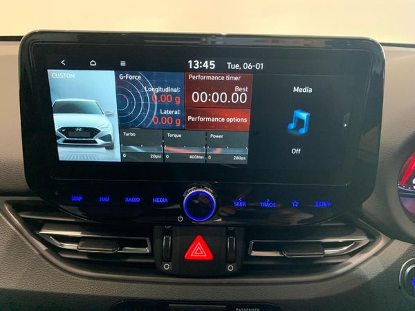 2025-Hyundai-i30-N-20-TGDi-DCT image:15