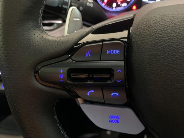 2025-Hyundai-i30-N-20-TGDi-DCT image:18