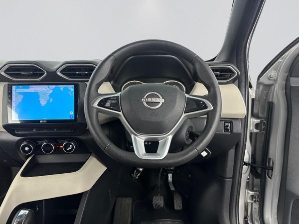 2023-Nissan-Magnite-10-Visia-AMT image:12