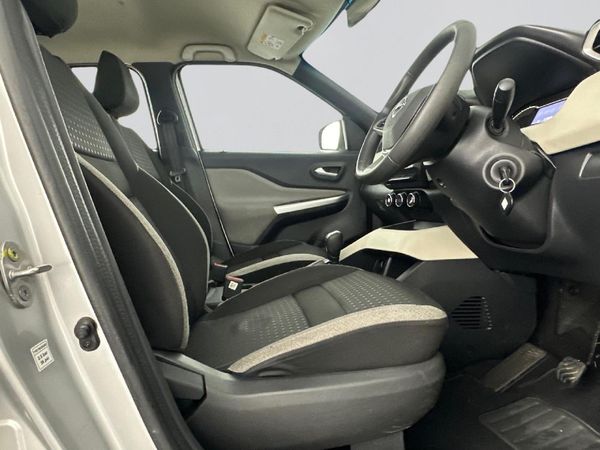 2023-Nissan-Magnite-10-Visia-AMT image:15