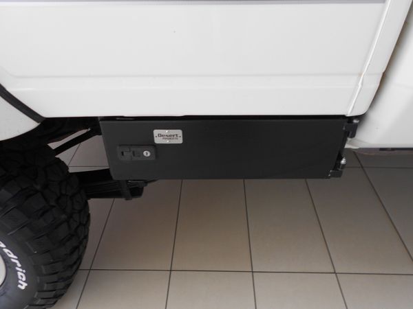 2008-Toyota-Land-Cruiser-70-45-Single-Cab image:6