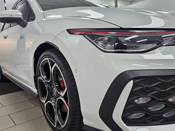 2026-Volkswagen-Golf-8-GTI-20-TSI-DSG image:11