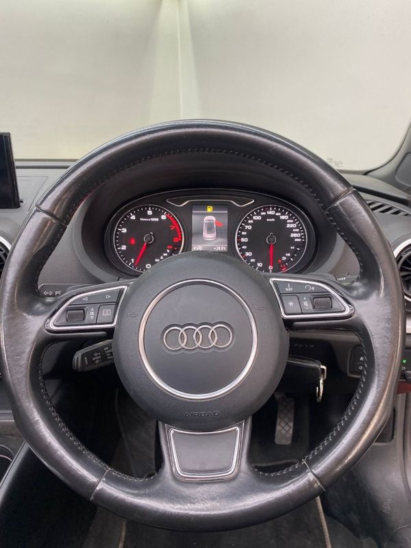 2014-Audi-A3-Cabriolet-18-TFSI-SE-Auto image:10