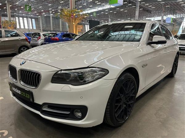 2015-BMW-5-Series-520i-Auto image:6