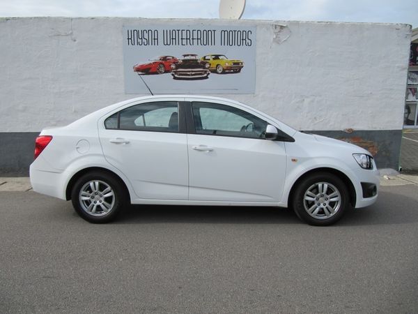 2012-Chevrolet-Sonic-16-LS-Auto image:1